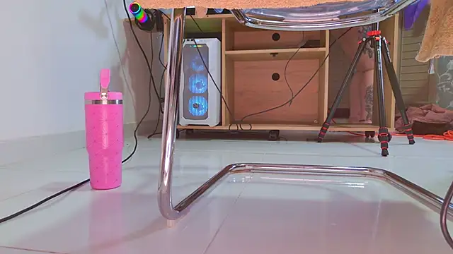 NathaxaLeans online show from 4, 12, 2025