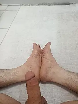 Hardapple01 online show from 13, 3, 2025