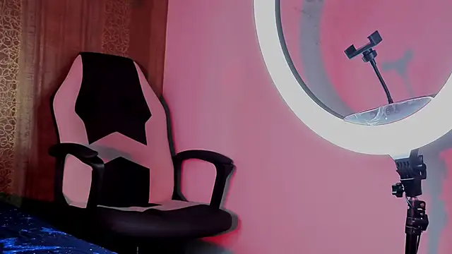 MishaKinki online show from 10, 11, 2025