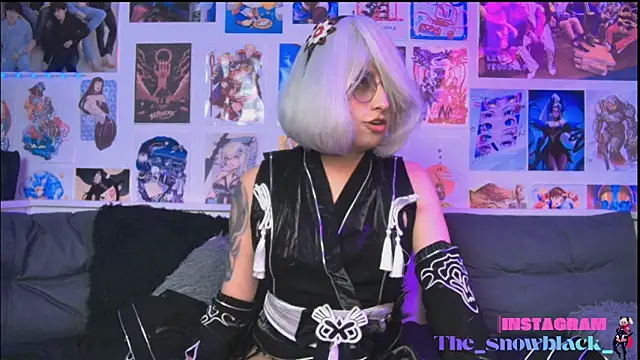 snowblack  online show from 14, 2, 2026