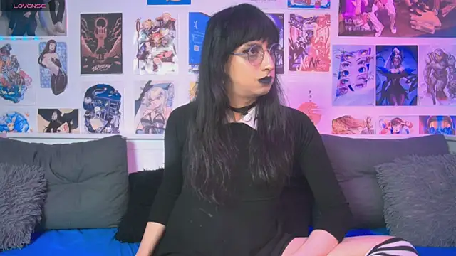 snowblack  online show from 1, 11, 2025