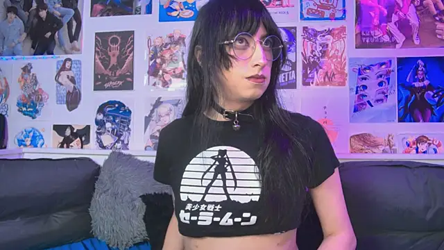 snowblack  online show from 12, 9, 2025