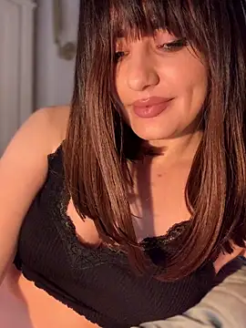 Lady ken online show from 4, 2, 2026