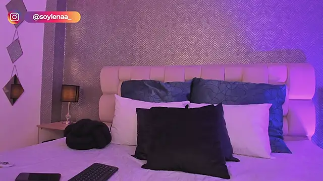 lena banks online show from 11, 9, 2025