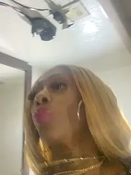 SlimBeenBadd1981 online show from 10, 2, 2025