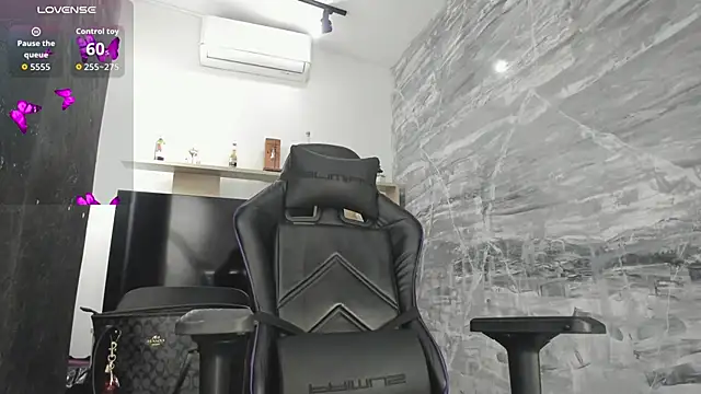 LunaBaker-1 online show from 30, 9, 2025