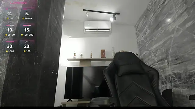 LunaBaker-1 online show from 19, 9, 2025