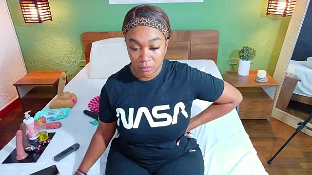 dannaahbrown online show from 11, 9, 2025