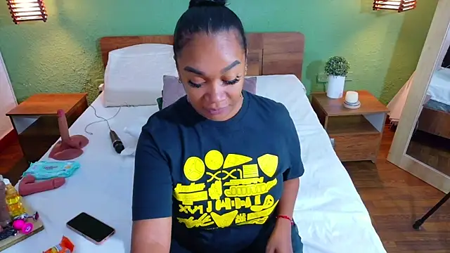 Snapshot of dannaahbrown chatting on 25, 2, 2026 dannaahbrown online show from 25, 2, 2026