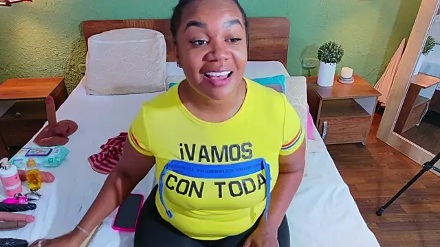 Snapshot of dannaahbrown chatting on 3, 7, 2026 dannaahbrown online show from 3, 7, 2026