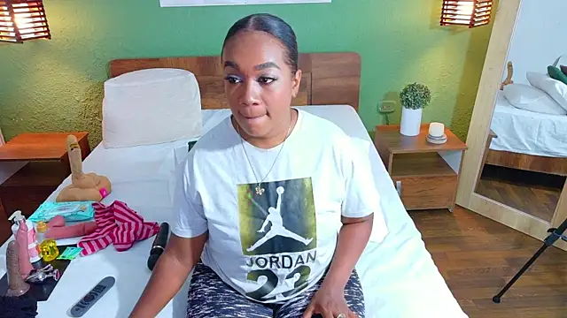 dannaahbrown online show from 18, 9, 2025