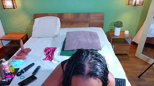 dannaahbrown online show from 14, 1, 2026