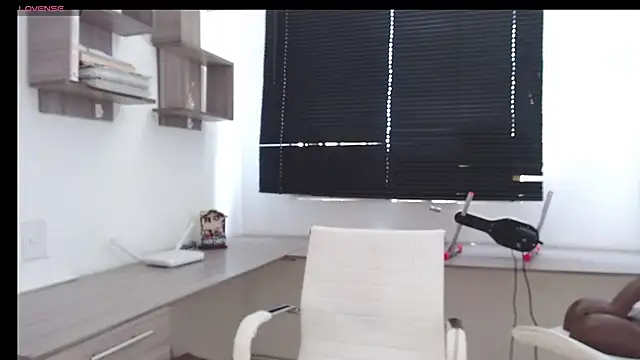 MIYESSI online show from 19, 3, 2025