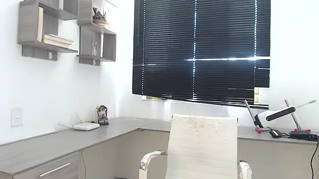 MIYESSI online show from 2, 10, 2025