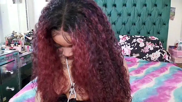 YasmineMinaj online show from 14, 1, 2026