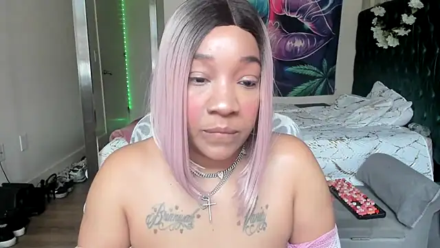 YasmineMinaj online show from 4, 4, 2026