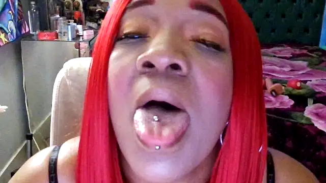 YasmineMinaj online show from 18, 10, 2025