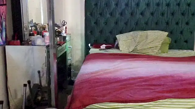 YasmineMinaj online show from 2, 11, 2025