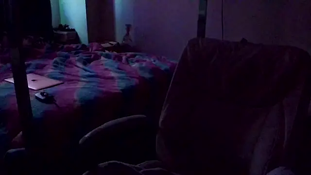 YasmineMinaj online show from 7, 1, 2026