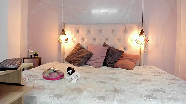 SakuraLee  online show from 22, 9, 2025