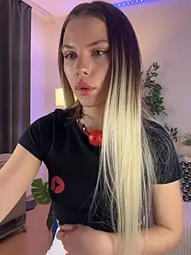 KittyKatyDream online show from 3, 2, 2025