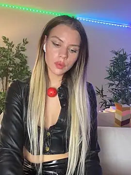 KittyKatyDream online show from 1, 3, 2025