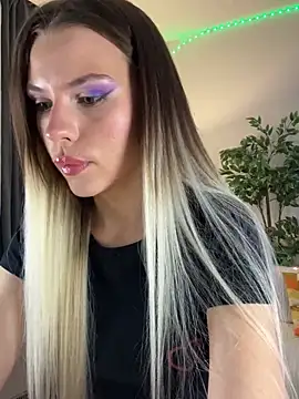 KittyKatyDream online show from 10, 2, 2025