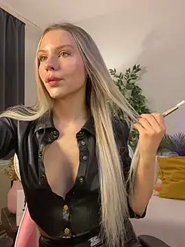 KittyKatyDream online show from 4, 11, 2025