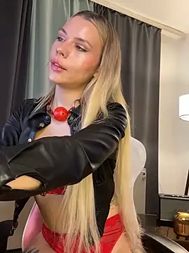 KittyKatyDream online show from 8, 5, 2026