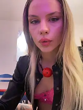 KittyKatyDream online show from 15, 12, 2025