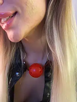 KittyKatyDream online show from 24, 11, 2025