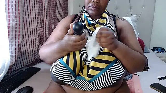 CHOCOLATEDARKBUSTYX online show from 27, 10, 2025