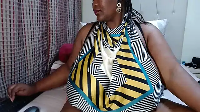 CHOCOLATEDARKBUSTYX online show from 23, 11, 2025