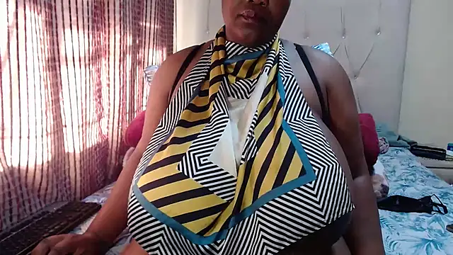 CHOCOLATEDARKBUSTYX online show from 29, 5, 2026