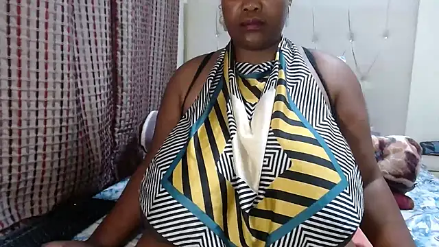 CHOCOLATEDARKBUSTYX online show from 18, 12, 2025