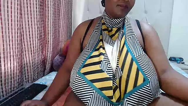 CHOCOLATEDARKBUSTYX online show from 4, 12, 2025