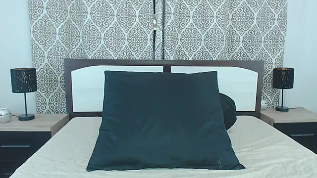 MissMilla online show from 8, 10, 2025