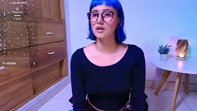 tati cardenas online show from 5, 4, 2026