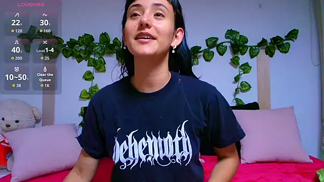 tati cardenas online show from 17, 10, 2025