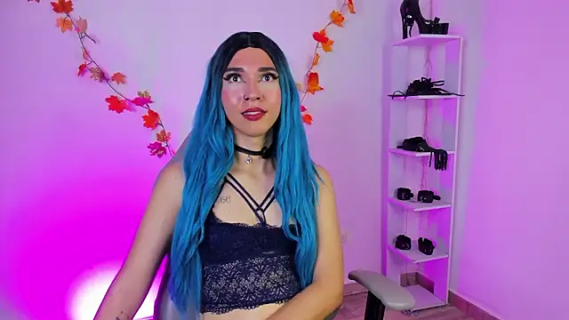 sofi elfqueen online show from 3, 2, 2026