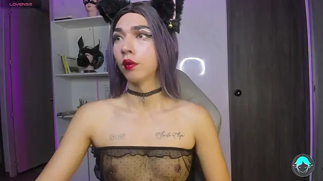 sofi elfqueen online show from 5, 3, 2025