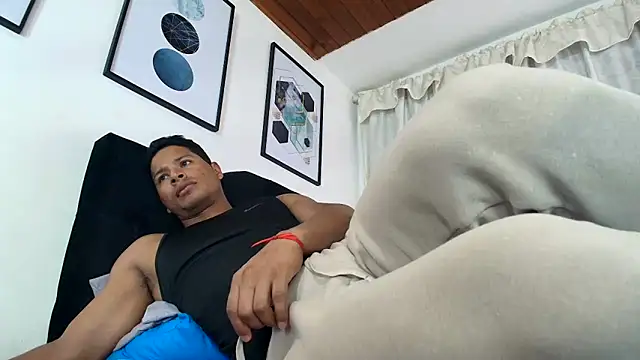 Snapshot of sam_her chatting on 29, 10, 2025 sam her online show from 29, 10, 2025