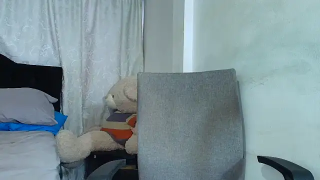 Snapshot of sam_her chatting on 18, 9, 2025 sam her online show from 18, 9, 2025