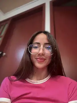 lauravasquez online show from 9, 3, 2025