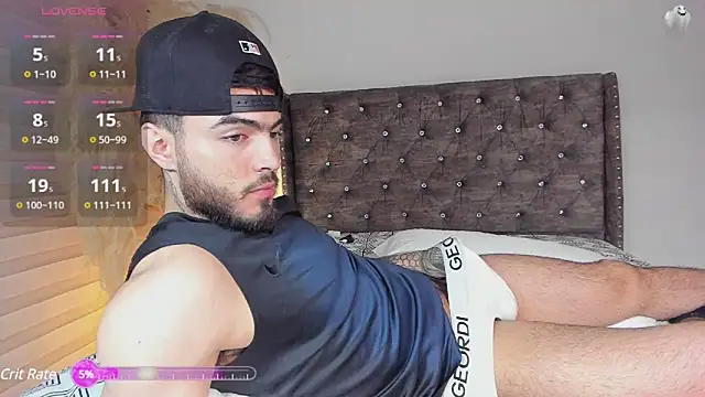 Snapshot of Paulwolf69 chatting on 4, 12, 2024 Paulwolf69 online show from 4, 12, 2024