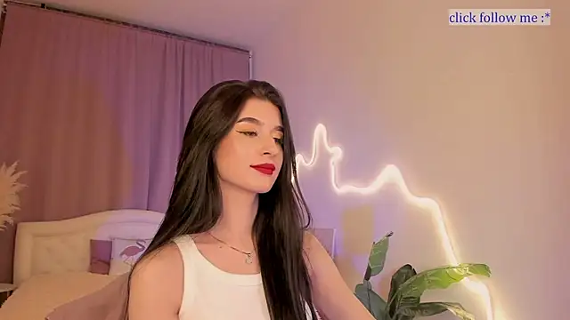 Snapshot of LauraCoy chatting on 26, 2, 2026 LauraCoy online show from 26, 2, 2026