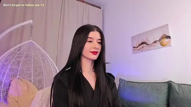 LauraCoy online show from 3, 2, 2025