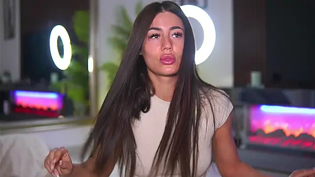 Abbela White online show from 15, 5, 2026