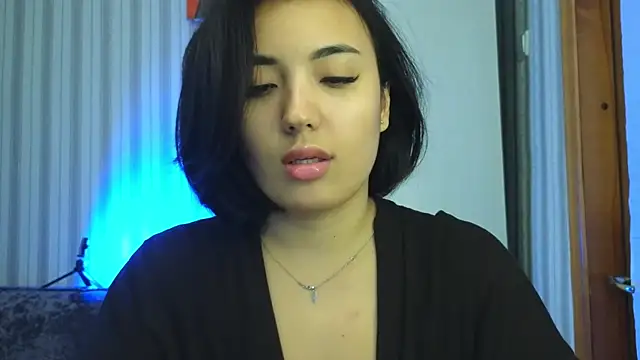 lily  foster online show from 20, 9, 2025