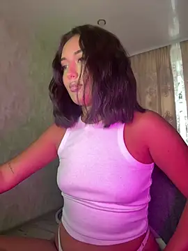 lily  foster online show from 10, 4, 2026